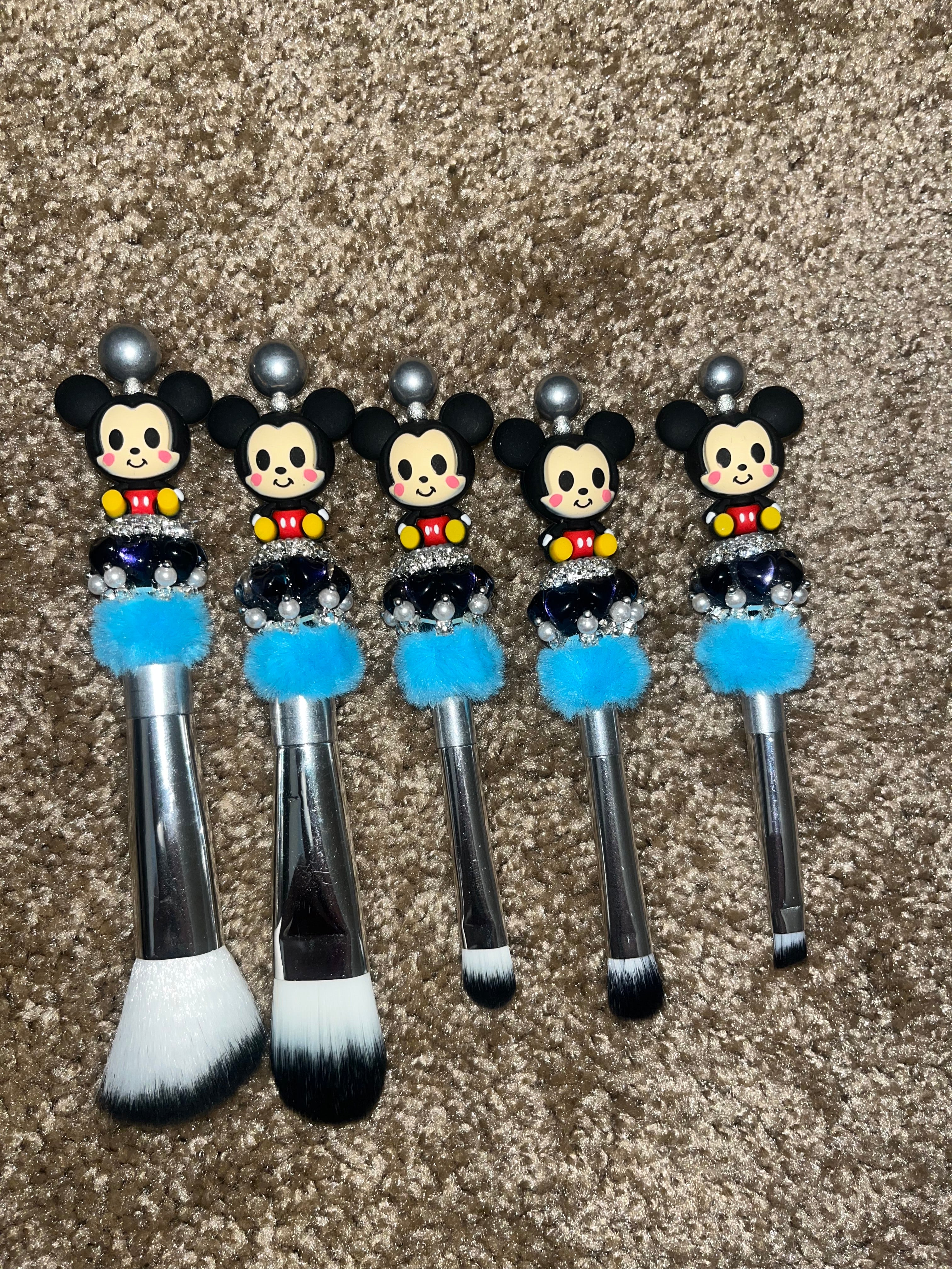 Character Makeup brushes